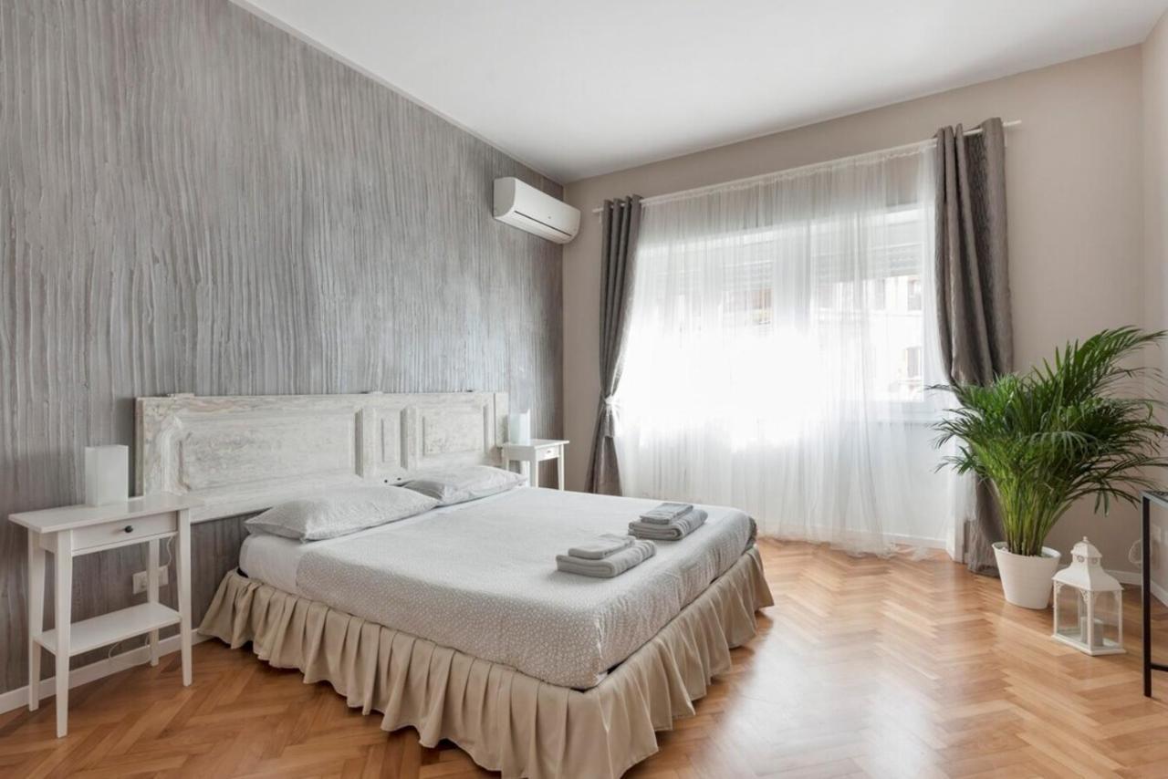 Апартаменты Regina Luxury Flat Рим Экстерьер фото